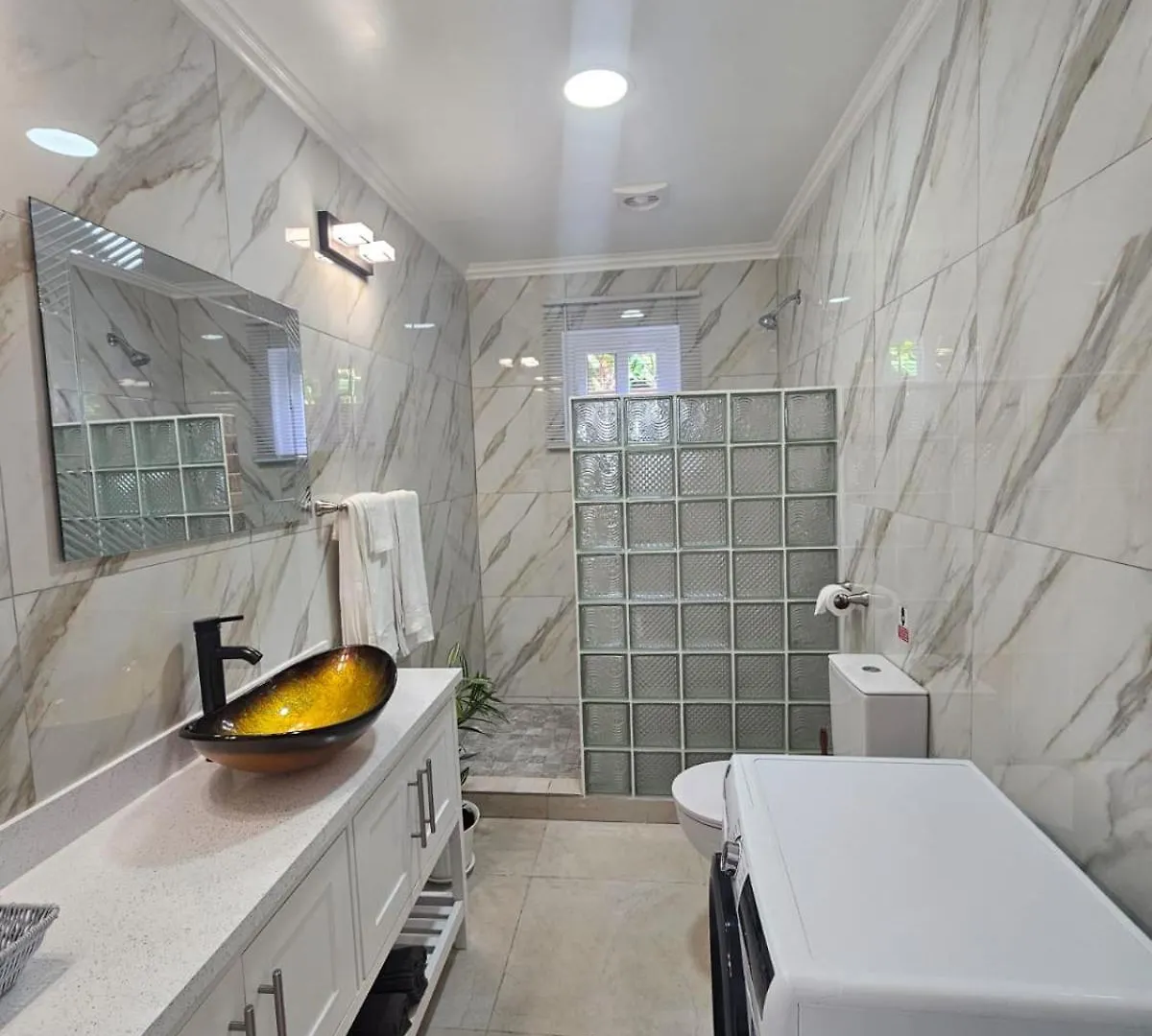 Agape Suites-Room 1- Ground Floor سوفريير شقة