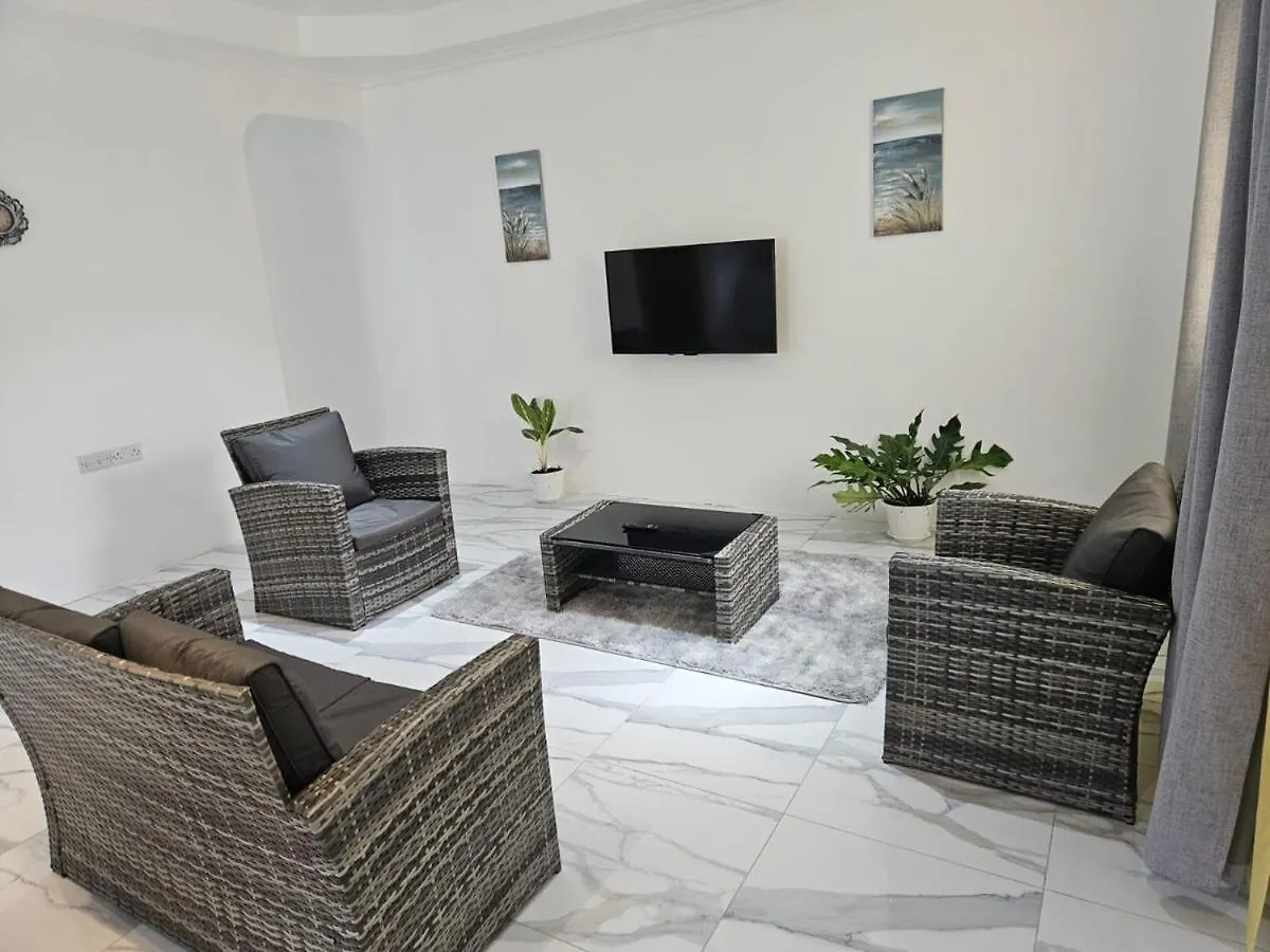 شقة Agape Suites-Room 1- Ground Floor سوفريير